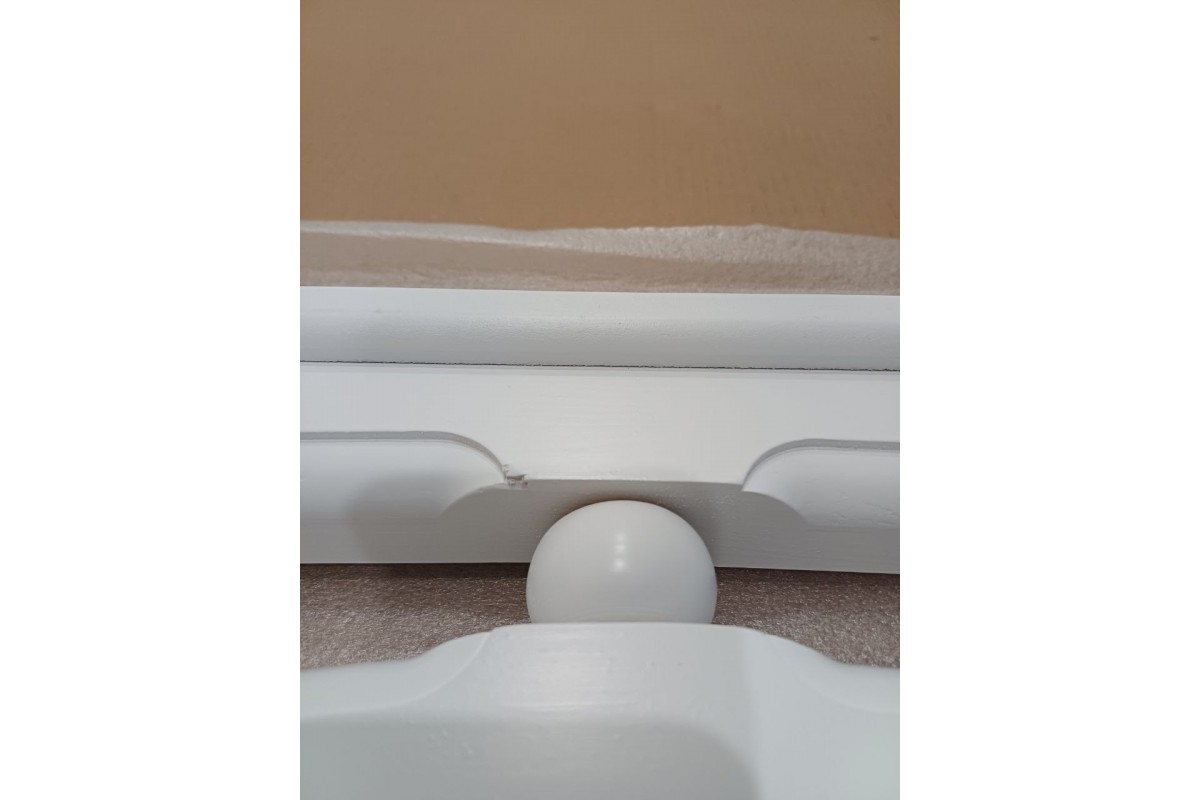 Кровать Елена-3 160х200 белая (массив сосны) с основанием — уценка 