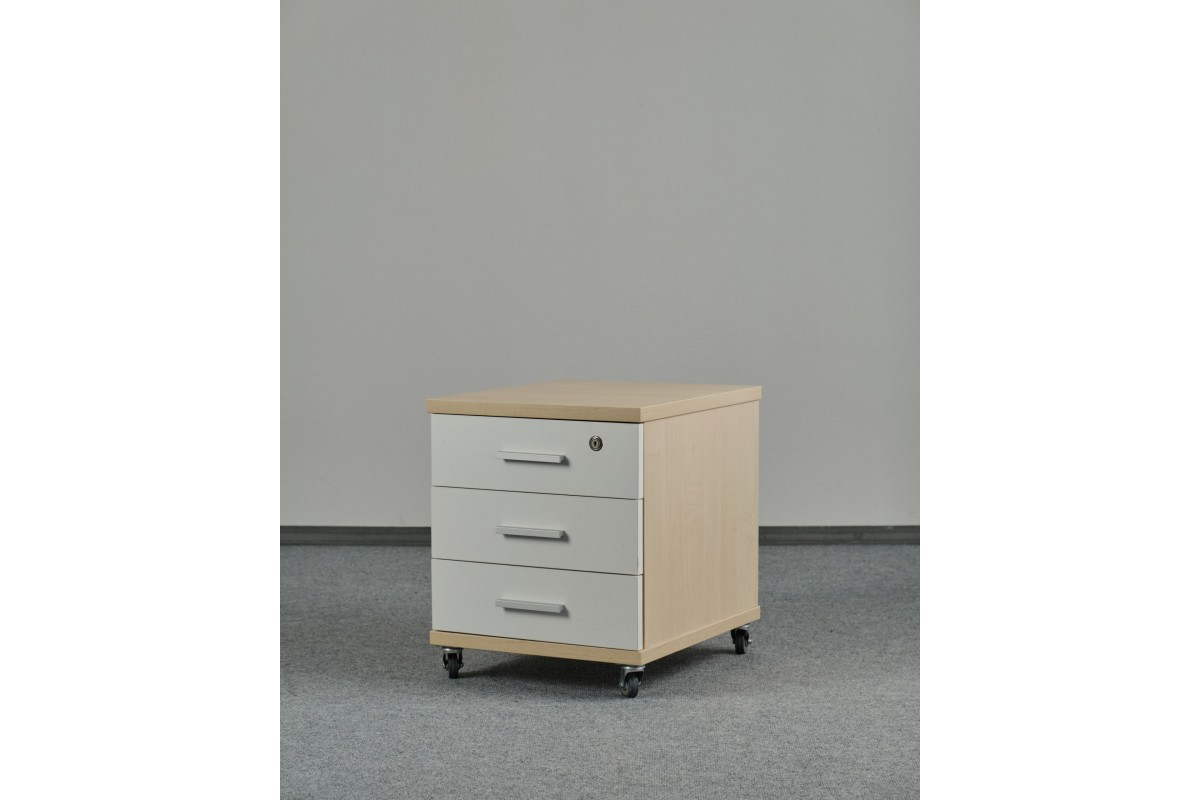 Тумба офисная подкатная  с замком б/у