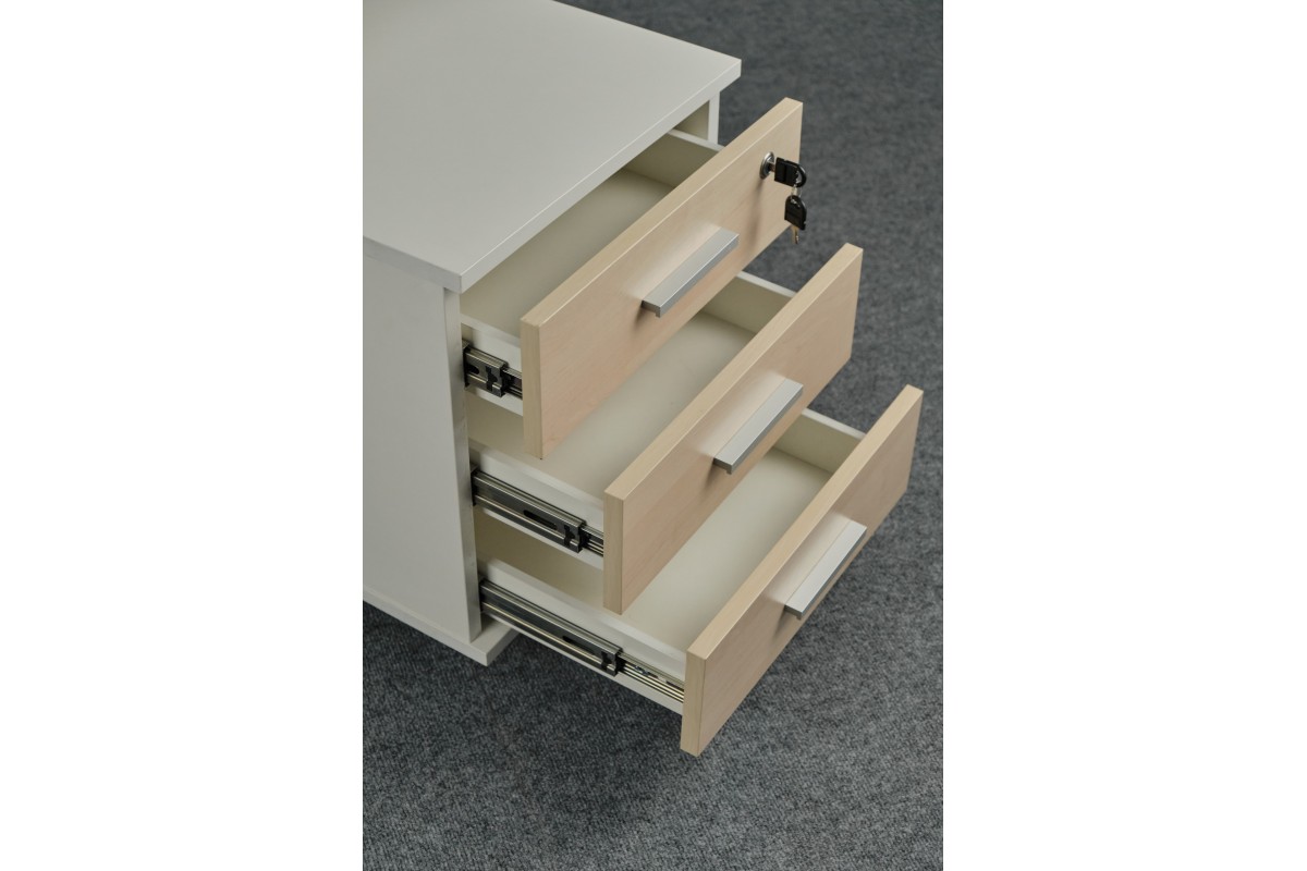 Тумба офисная подкатная  с замком б/у