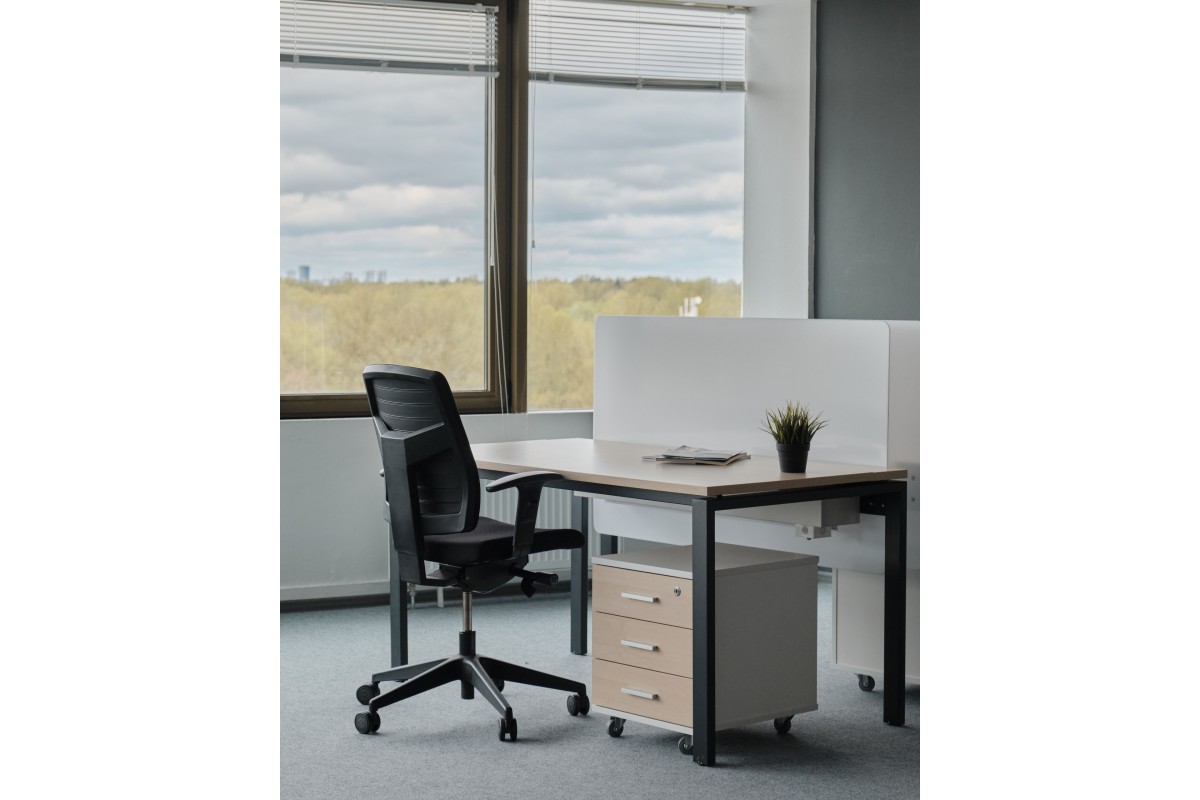 Тумба офисная подкатная  с замком б/у